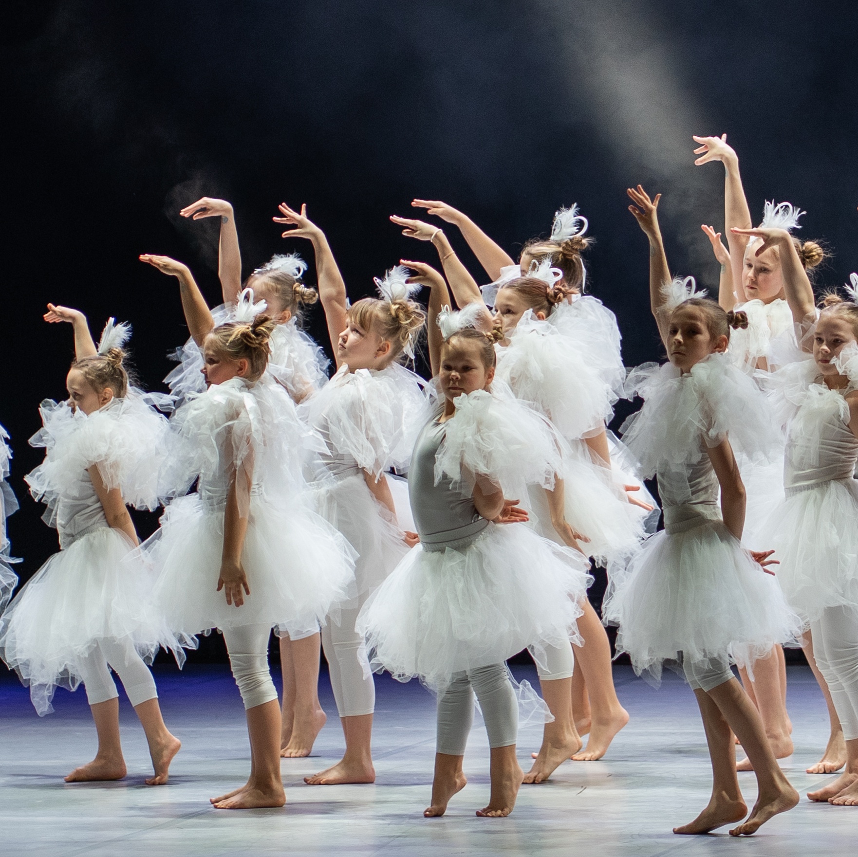 KONTSERTIDE PILDIGALERIISID VAATA SIIT. Noored tantsijad said kokku festivalilaval Pärnus. 14. märtsil Pärnu kontserdimajas toimunud Festival Koolitants Pärnu- 